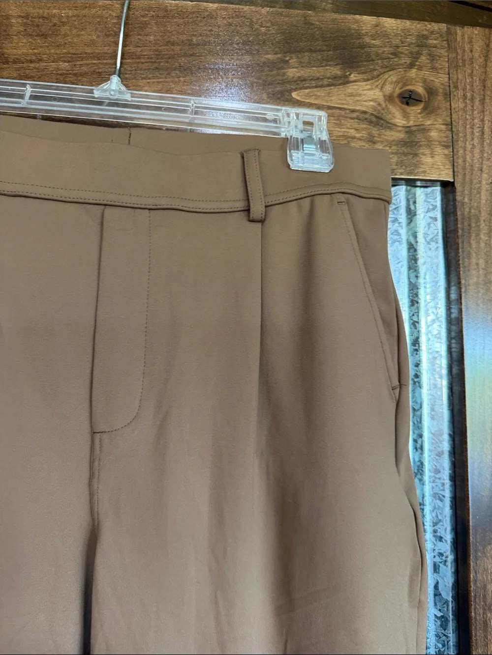 NWOT   HALARA Women's Wide-Leg work pants- brown sz med